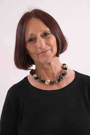 UNE ARTISANE DU 21 ÈME SIÈCLE