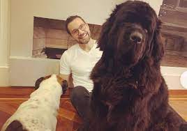 José nunca tuvo mascotas en su. Josse Narvaez Contesta A Criticas Por No Abrazar A Su Perro