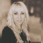 Marion Schell's Instagram, Twitter & Facebook