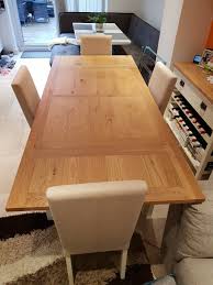The table extends by sliding out the two. Extending Dining Table Chairs Coffee Table In Wd19 Rivers Fur 500 00 Zum Verkauf Shpock De