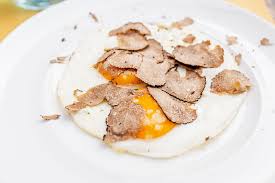 Uova al tartufo in cocotte. Come Cucinare Il Tartufo Polleria Ratti