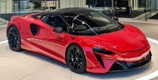 The artura will of course also be capable of running on electric power alone, with a range that read also: Mclaren Artura Wikipedia