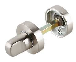 Para decorar el alféizar de las ventanas, debes centrarte principalmente en dos aspectos. Accesorios De Puertas Y Ventanas Leroy Merlin