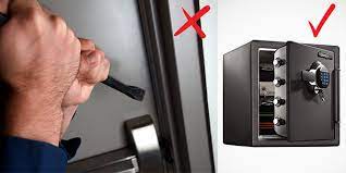 Skåpet är utformat så att det ska vara svårt att komma in i för obehöriga och att innehållet i skåpet ska tåla hög värme, vid brand. Story News Darfor Bor Du Ha Ett Kassaskap Hemma Story News
