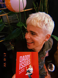 Daddy Issues Play (@daddyIssuesldn)