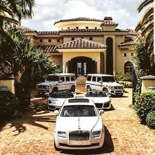 Pity the poor rich, it ain't easy. Rich Lifestyle Wallpaper 4k Bmp Floppy