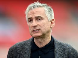 Alan Smith's Instagram, Twitter & Facebook