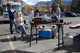A cast iron grill grate and patented heat diffuser plate help minimize hotspots and give you the ability to grill your food to perfection. Camp Chef Big Gas 3 Burner Grill Black Red Gas Grills Patio Lawn Garden Doingoood Nl