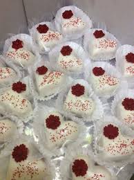 Epingle Par Rachida Bouzid Sur Gateau X Algerien Garniture Gateau Gateaux Et Desserts Gateau Noix De Coco