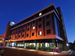 Make fast and free reservations for holiday inn express richmond airport at the best prices. Holiday Inn Express London Heathrow T5 Hotel Slough From 55 Lastminute Com