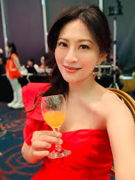 今天非常榮幸受邀「雨揚文化基金會」擔任演出🌹更榮幸今年擔任雨揚老師藏傳佛教二十一度母度《渡》專輯製作人，其中一曲白度母更加上了京崑的傳統戲曲元素🙏感謝蘇州大學崑曲博士-周象耕老師在京崑上的編曲與指導