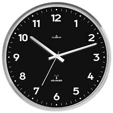 Ein naturmotiv zieht die blicke auf sich. Wanduhr Schwarz Uhr Edelstahl Klarglas Mit Zifferblatt Blomus Crono Funkuhr