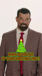 Which #b1gfootball coaches put up AND take down their Christmas trees at  the appropriate times? 😁🎄