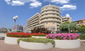 1,433 likes · 98 talking about this · 611 were here. Palace Ab 52 Hotels In Senigallia Kayak