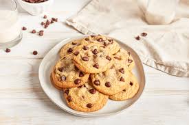 The Chocolate Chip Cookie That Started It All Nestle Toll Hous Sweet Treats Desserts Tollhouse Chocolate Chip Cookies Nestle Tollhouse Chocolate Chip Cookies