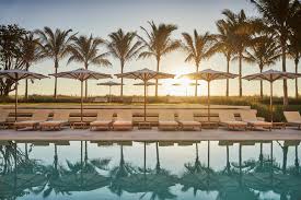 At the surf club, surfside, florida. Four Seasons Hotel At The Surf Club Miami Beach Aktualisierte Preise Fur 2021