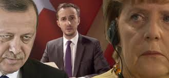 The böhmermann affair (also known as erdogate) was a political affair following an experimental poem on german satirist jan böhmermann's satire show neo magazin royale in late march 2016 that deliberately insulted turkish president recep tayyip erdoğan using profane language. Bohmermann Gedicht Version Fur Erdogan Und Merkel