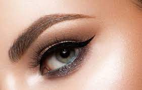 When it comes to making sure they were always bright and never puffy, the actress swore by just two things: Bette Davis Eyes Why Some People Have Blue Eyes