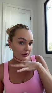 Misha Porter's Instagram, Twitter & Facebook