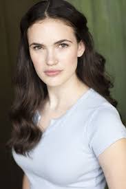 Avery Moss's Instagram, Twitter & Facebook