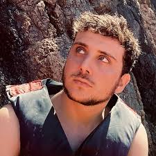 Stream Luis Ross music