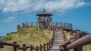 Jeju ferries connect south korea with chuja island with crossings available to there are up to 12 ferry crossings daily from jeju with sailing durations starting from 1 hour 30 minutes. Tiket Pesawat Murah Ke Pulau Jeju Dari Surabaya Tarif Mulai Rp 2 Jutaan Tribun Travel