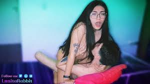 Real Hot Couple Fucking On The Couch