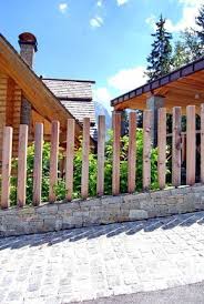60 Atemberaubende Ideen Fur Gartenzaune Garten Zenideen Gartenzaun Zaune Holz Garten Landschaftsbau