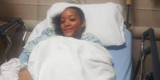 Former england rugby player urges people to visit their gp with any symptoms as a. Colorectal Cancer Woman 31 Overlooked Warning Signs Due To Pregnancy