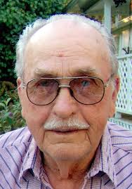 Everett E. Light Obituary