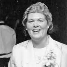 Lynn Heiser's Instagram, Twitter & Facebook