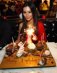 Birthday Dinner Los Angeles Reddit J Woww Having A Sweet Time At Dinner Birthday Dinners Birthday Breakfast Party Birthday Desserts