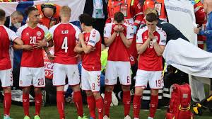 I'm so happy that eriksen is okay(relatively) and incredible job by the medical staff, kjær and schmeichel. Tt Apyq6jroi0m