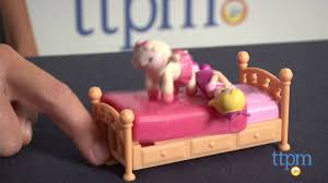 With millions of unique furniture, décor, and housewares options, we'll help you find the perfect solution for your style and your home. Doc Mcstuffins Smiles Hugs Bedroom From Just Play Youtube