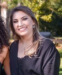 Karen Pereira's Instagram, Twitter & Facebook