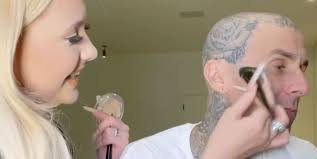 December 24, 2005 age 15), is an american youtube musician. Watch Travis Barker S Daughter Cover His Face Tattoos With Makeup