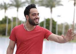 وفي حساباته على مواقع التواصل الاجتماعي، الأحد، كشف رامي جمال تفاصيل تجربته مع المرض التي بدأت قبل نحو عام، ومحاولاته تفادي مخاوف الناس. Ø¨Ø¹Ø¯ Ø¥Ø¹Ù„Ø§Ù† Ø¥ØµØ§Ø¨ØªÙ‡ Ø¨Ù€ Ø§Ù„Ø¨Ù‡Ø§Ù‚ Ù…Ø´Ø§Ù‡ÙŠØ± Ø§Ù„ÙÙ† ÙŠØ¯Ø¹Ù…ÙˆÙ† Ø±Ø§Ù…ÙŠ Ø¬Ù…Ø§Ù„ ØµÙˆØ± Ø§Ù„Ù…ØµØ±ÙŠ Ø§Ù„ÙŠÙˆÙ…