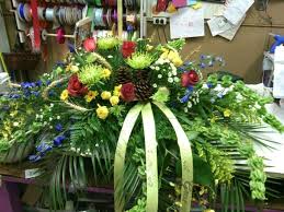 Funeral Casket Spray For A Man At Snapdragon Floral Gifts 509 382 2565 Dayton Wa 99328 Funeral Flowers Casket Sprays Funeral Caskets