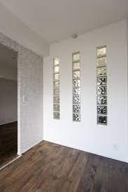 洋室になります 壁にガラスブロック をはめ込み室内から室内への明かりが差し込むのでお部屋全体が明るくなりますね リノベーション 横浜リノベーション ガラスブロック ガラス ブロック 洋室 ガラスブロック 階段のデザイン ガラスの仕切り壁