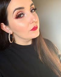 ✨ holiday glam ✨ Inspired by @iluvsarahii ❤️ EARRINGS: @lejlashop gold  bling hoops BROWS: @anastasiabeverlyhills @anastasiasoare brow definer in  medium brown & clear brow gel EYES: @makeupbymario master metallics shade 5  on