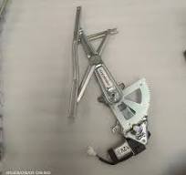 Foton Truck Parts L0610140025A0 L0610140026A0 Left and Right Front Door  Electric Window Lifter