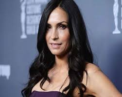 641 likes · 13 talking about this. Famke Janssen Joins The Postcard Killings