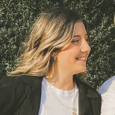 Caitlin Knapp (@caitlinb_21)