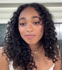 Dawn Kinney's Instagram, Twitter & Facebook