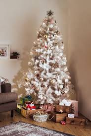 These christmas decors are simple. 60 Stunning Christmas Tree Ideas Best Christmas Tree Decorations