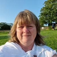 Deb Barclay's Instagram, Twitter & Facebook