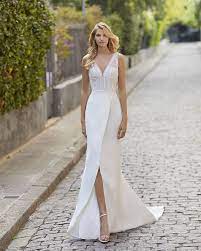 Tamara De Rosa Clara Collection 2021 Disponible Chez Louise Mariage Louisemariage Rosaclara We Wedding Dresses Sydney Wedding Dresses Simple Bridal Gowns