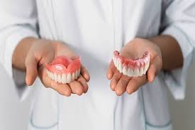 The Benefits Of Choosing Implant-Supported Dentures Over Traditional  Dentures | Radiance Dental