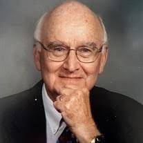 Paula Snell's Instagram, Twitter & Facebook