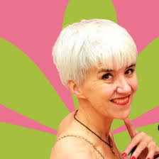 Il est important de réfléchir au moment opportun pour l'aborder, à qui l'on  souhaite la tenir, mais surtout, il ne faut pas l'éviter. Delphine  Horvilleur partage son expérience sur la conversation autour